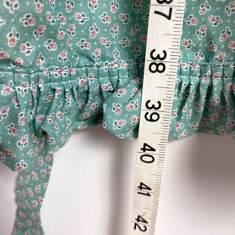 Vintage Cat Cottagecore Floral Ruffle Apron Teal Green Calico 80s Grandmacore